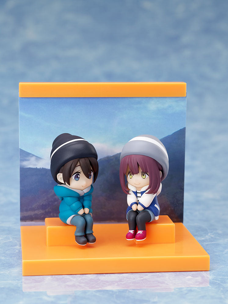 furyu-yuru-camp-season-2-vol-3-blu-ray-mit-minifigur image 3