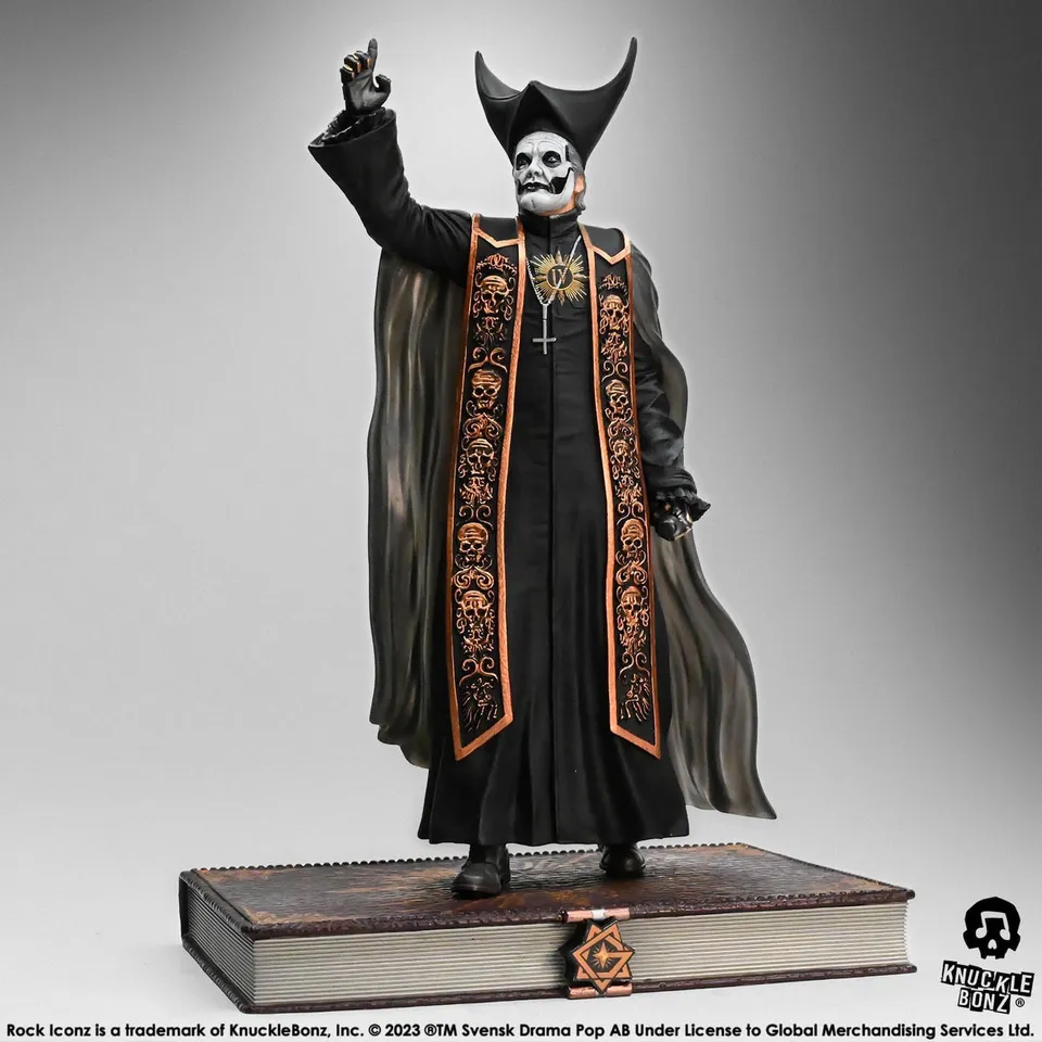 rock-iconz-ghost-papa-emeritus-iv-statue-1-9-black-robes-limitiert image 1