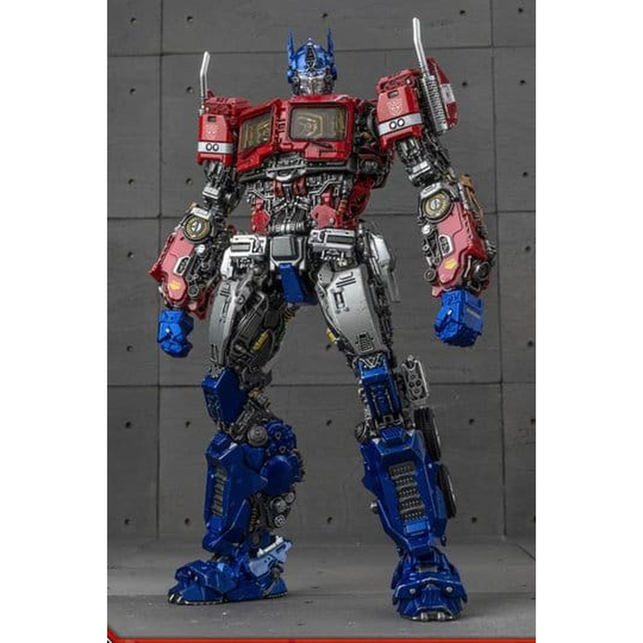 transformers-amk-pro-optimus-prime-plastic-model-kit image 1