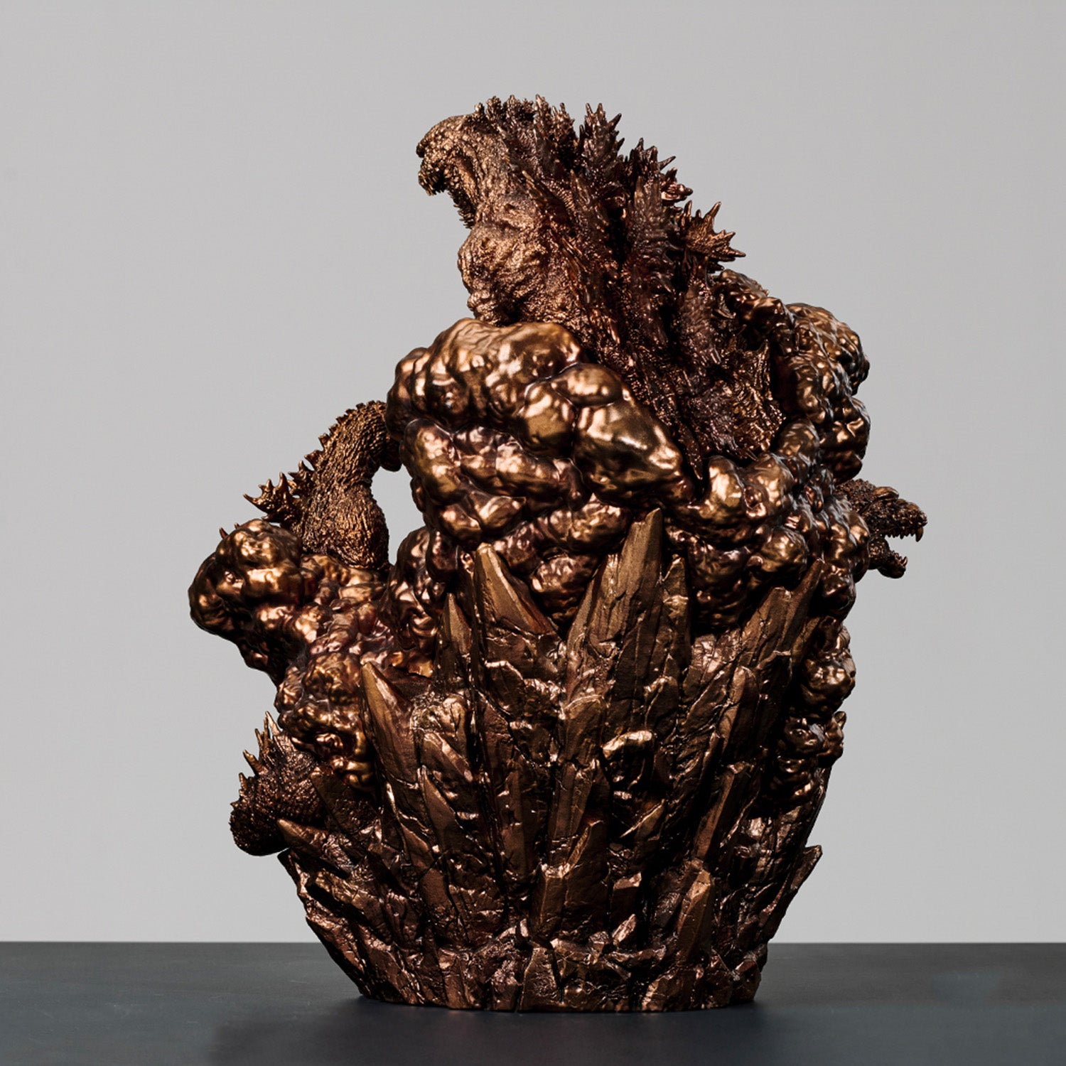 godzilla-five-legacies-bronze-statue-40-cm-250-st-ck image 4