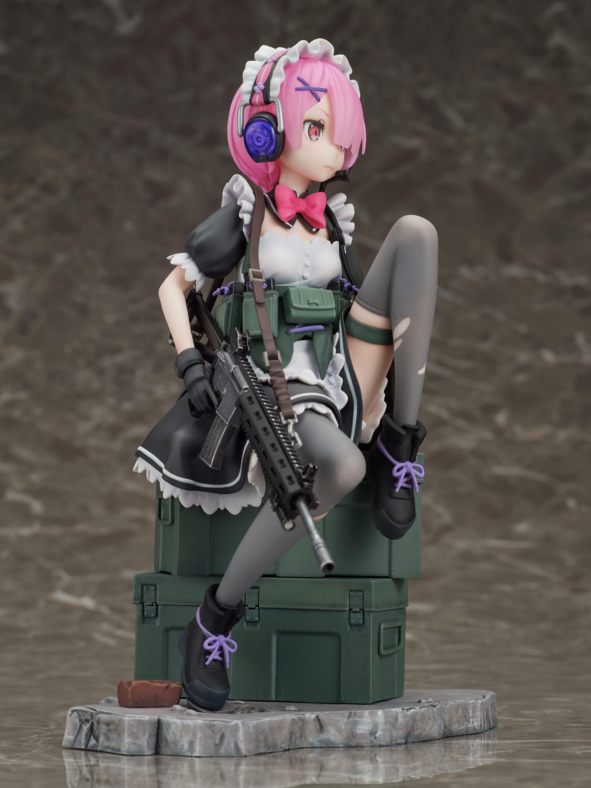 furyu-f-nex-ram-military-1-7-figur-re-zero-maid image 2