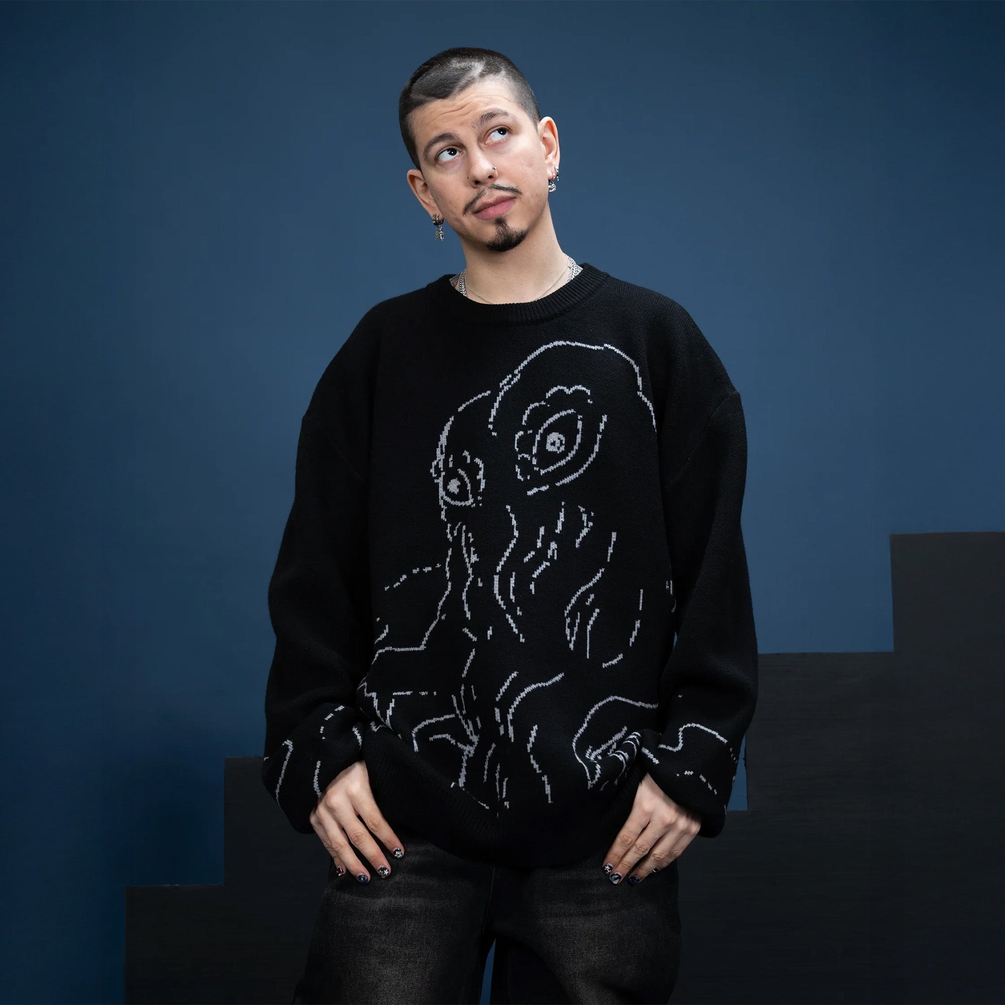 godzilla-hedorah-sweater-schwarz-strickpullover image 3