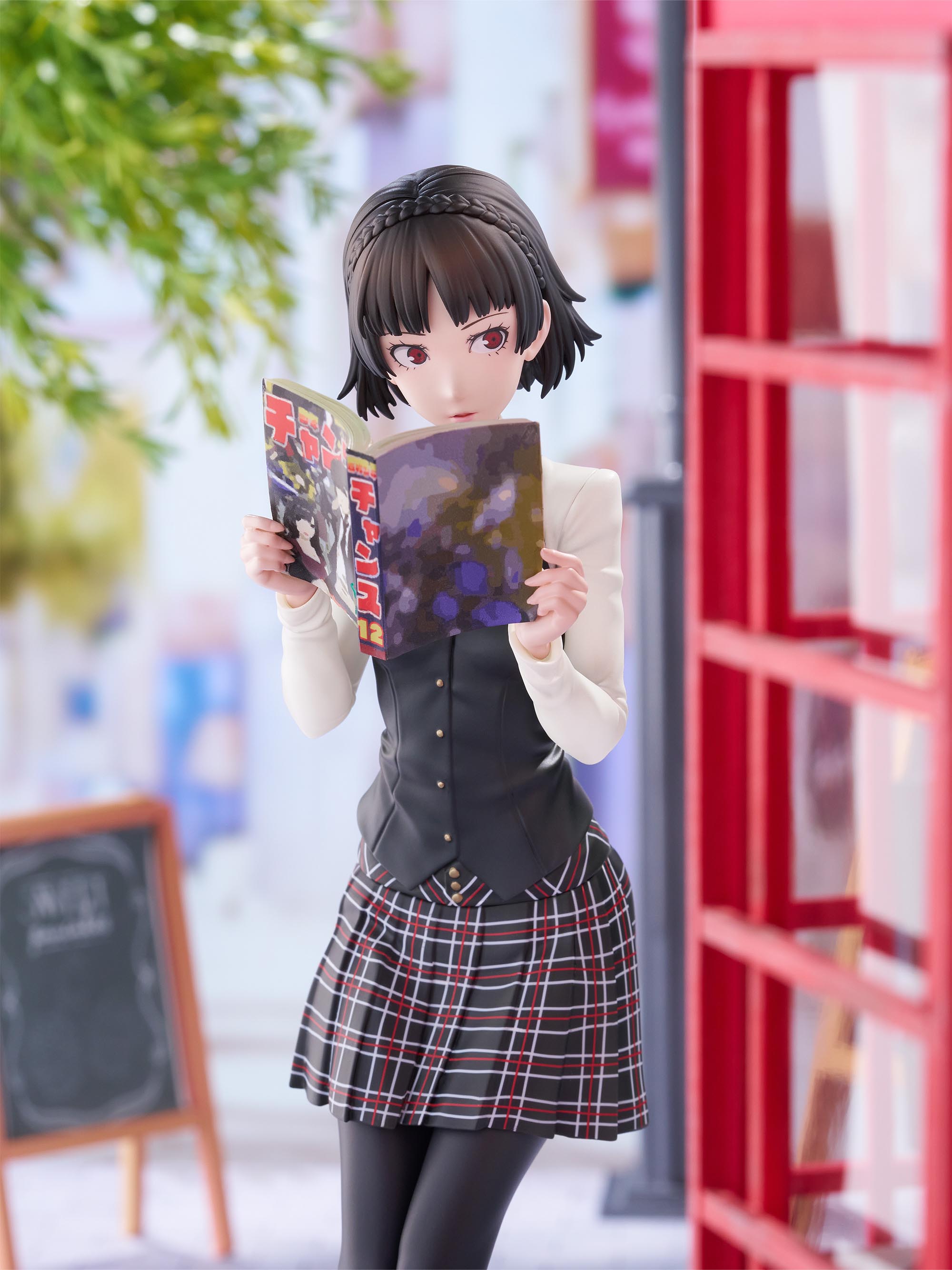 furyu-f-nex-makoto-niijima-persona-5-1-7-figur image 3