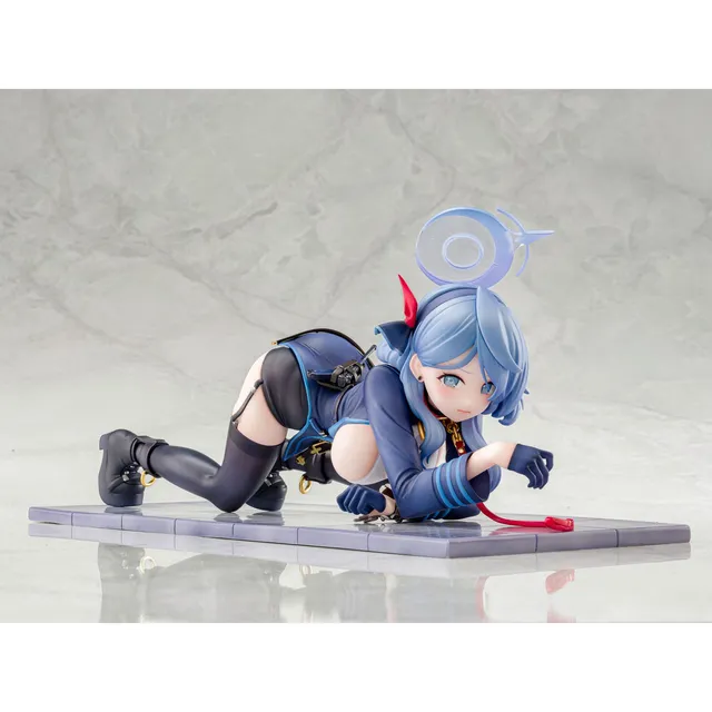 elbenwald-blue-archive-ako-memorial-lobby-1-7-figur-23cm image 1