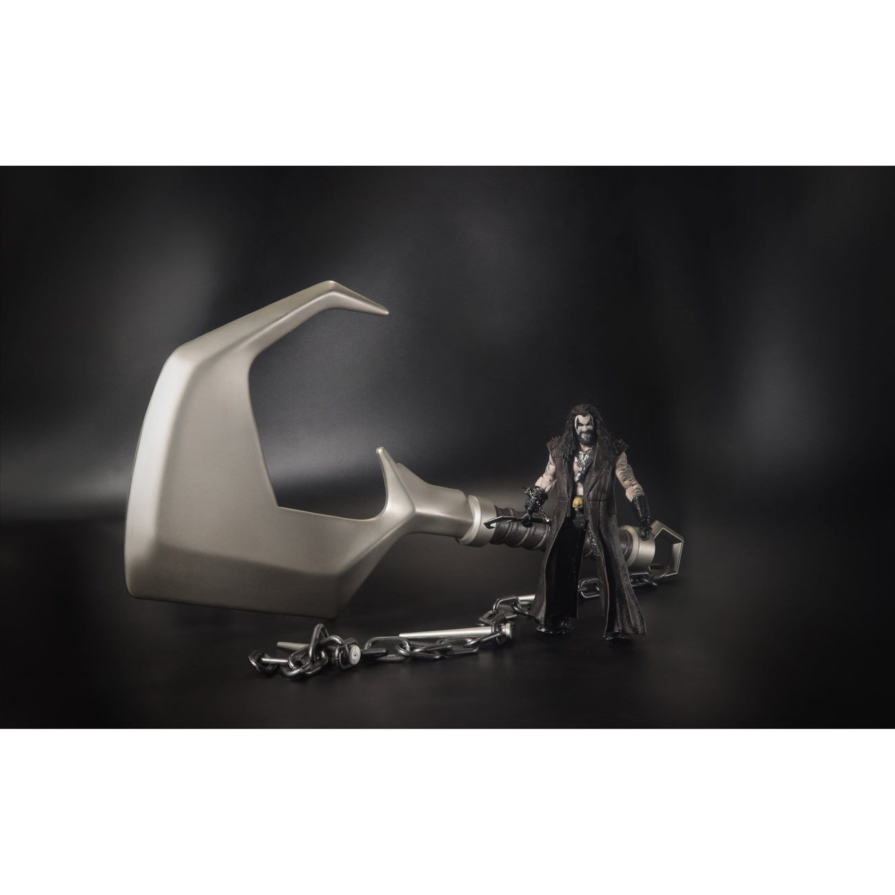 dc-direct-lobos-hook-prop-replik-1-1-supergirl-movie image 7