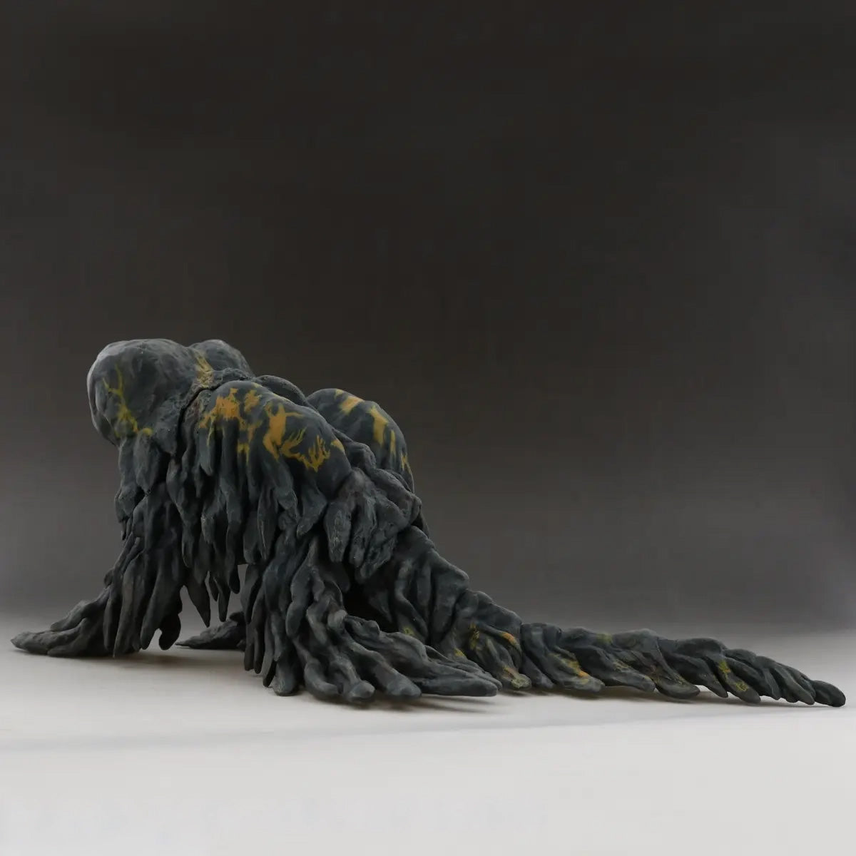 godzilla-giant-monster-series-hedorah-landing-figur-vinyl image 4