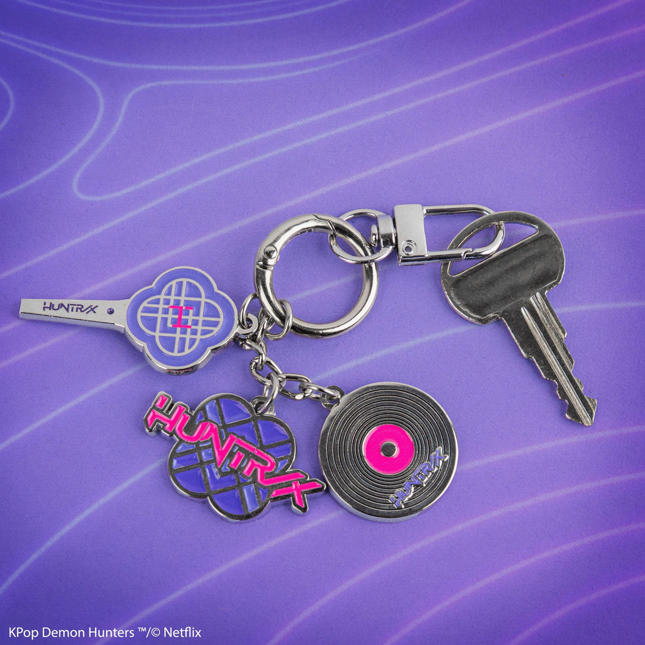 kpop-demon-hunters-huntr-x-charm-schl-sselanh-nger-zink image 2
