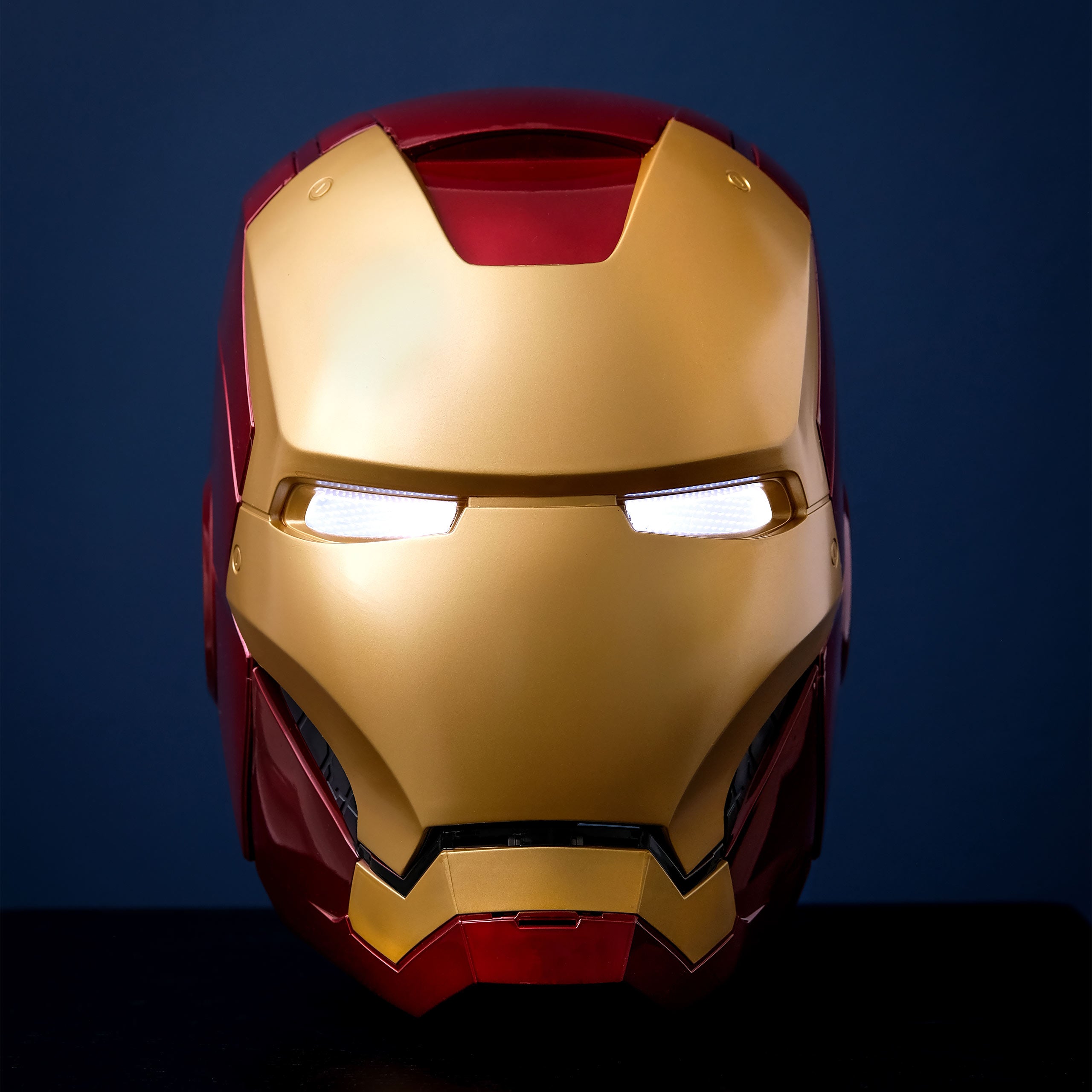 marvel-legends-iron-man-elektronischer-helm-replik-sammler image 1
