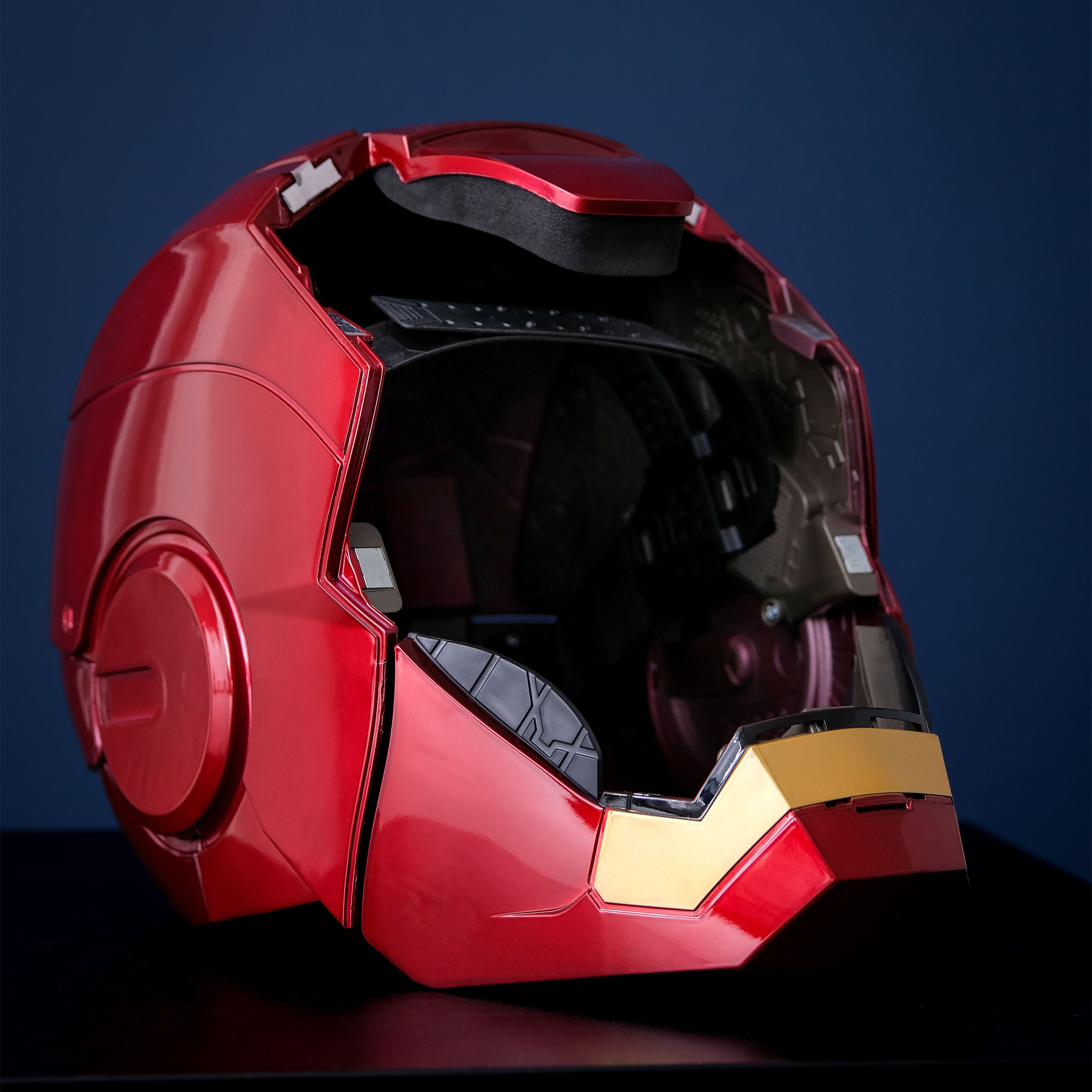 marvel-legends-iron-man-elektronischer-helm-replik-sammler image 4