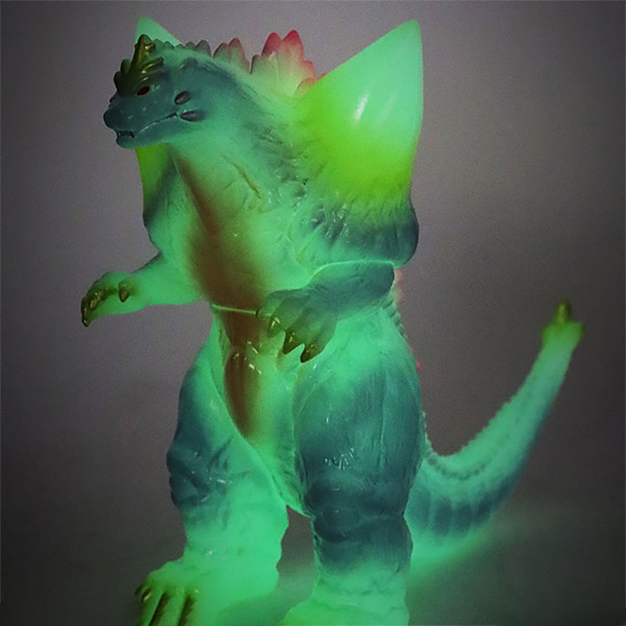 ccp-godzilla-ex-spacegodzilla-figur-luminous-purple image 2