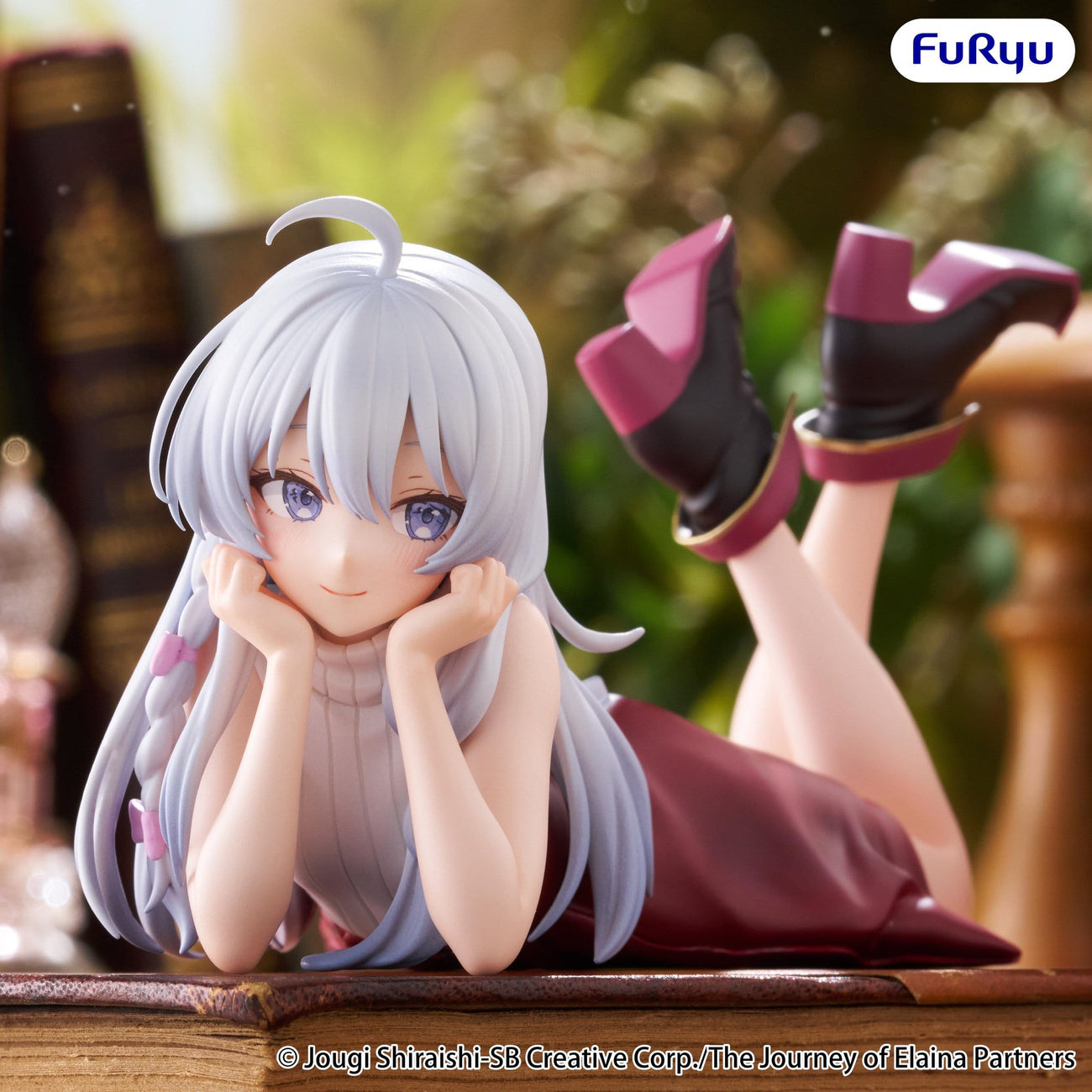 elbenwald-wandering-witch-elaina-noodle-stopper-figur-lying-down image 2