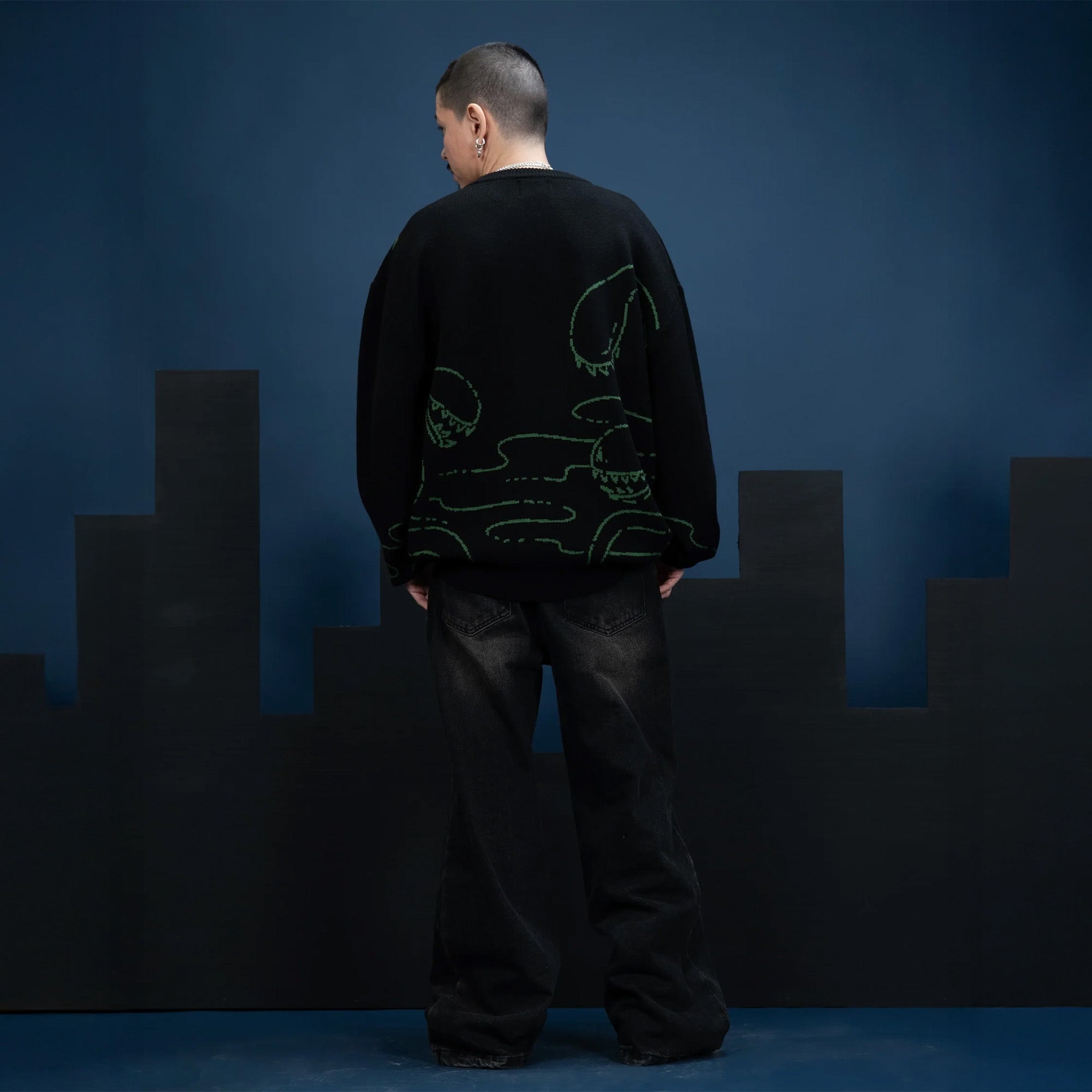 biollante-sweater-pullover-schwarz-steady-hands-godzilla image 5