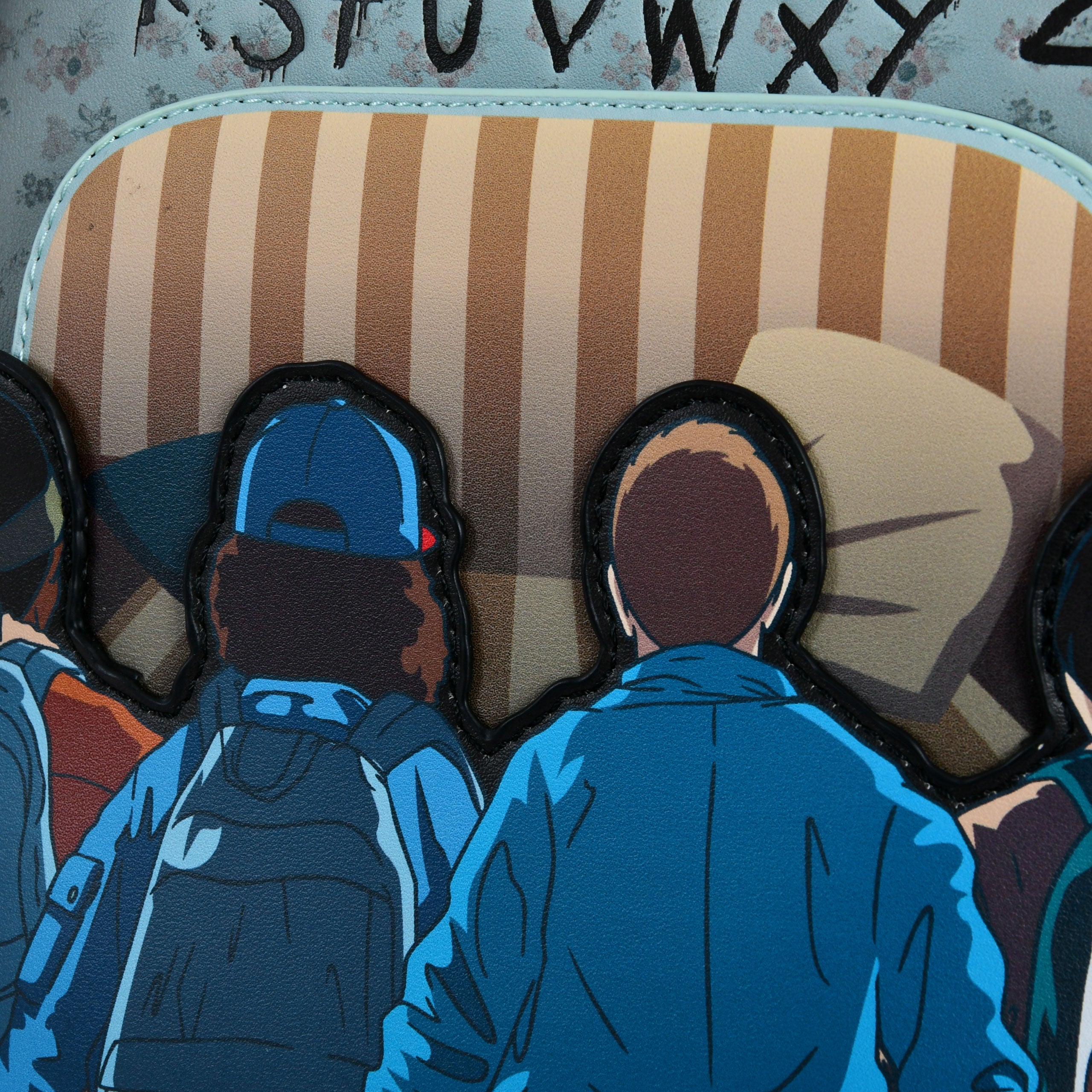 stranger-things-10th-anniversary-mini-rucksack-mit-licht image 7
