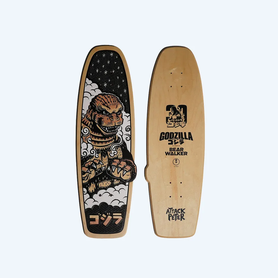 godzilla-collectibles-burning-godzilla-skateboard-deck-limitiert image 1