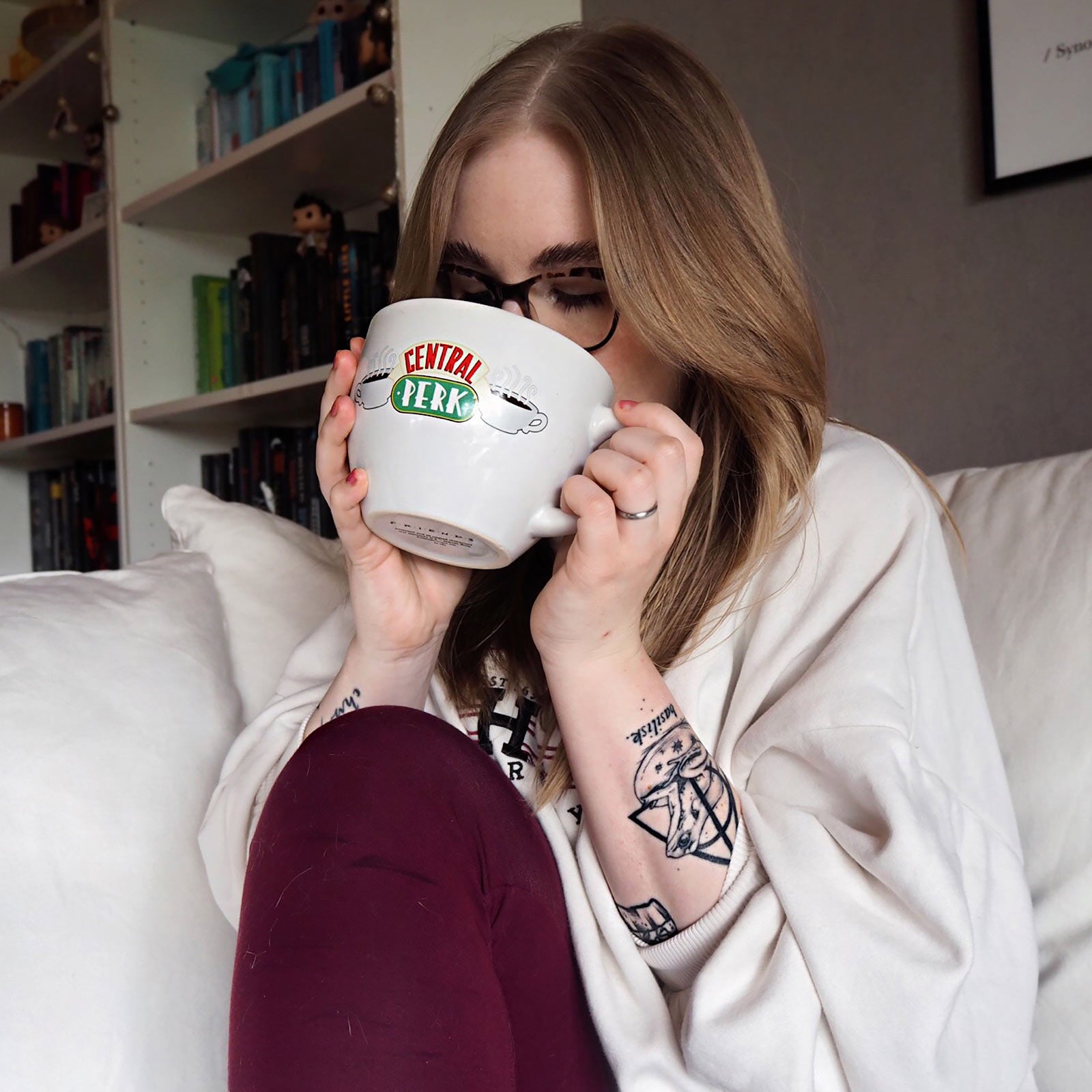 elbenwald-friends-central-perk-tasse-xxl-630-ml image 2