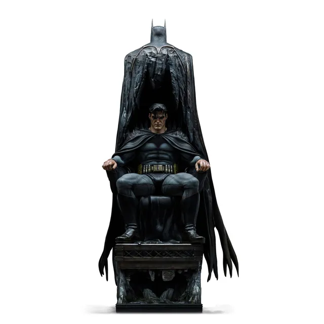 dc-comics-batman-and-bruce-wayne-statue-1-4-polystone image 1