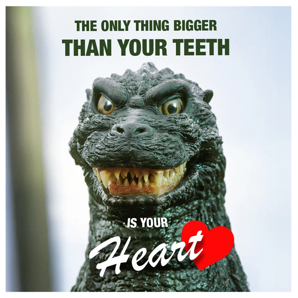 godzilla-gift-cards-geschenkkarte-heart-bigger-teeth-e-card image 1