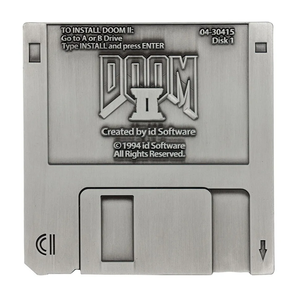 doom-2-arena-floppy-disk-metall-replik-limited-edition-gamer image 1