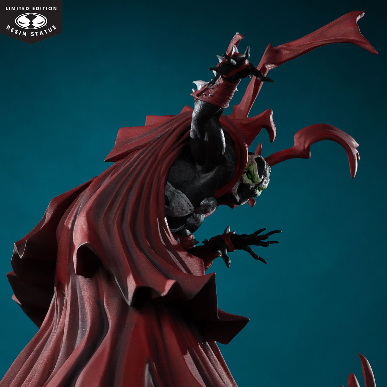 spawn-greg-capullo-statue-1-10-resin-antiheld-collectible image 7