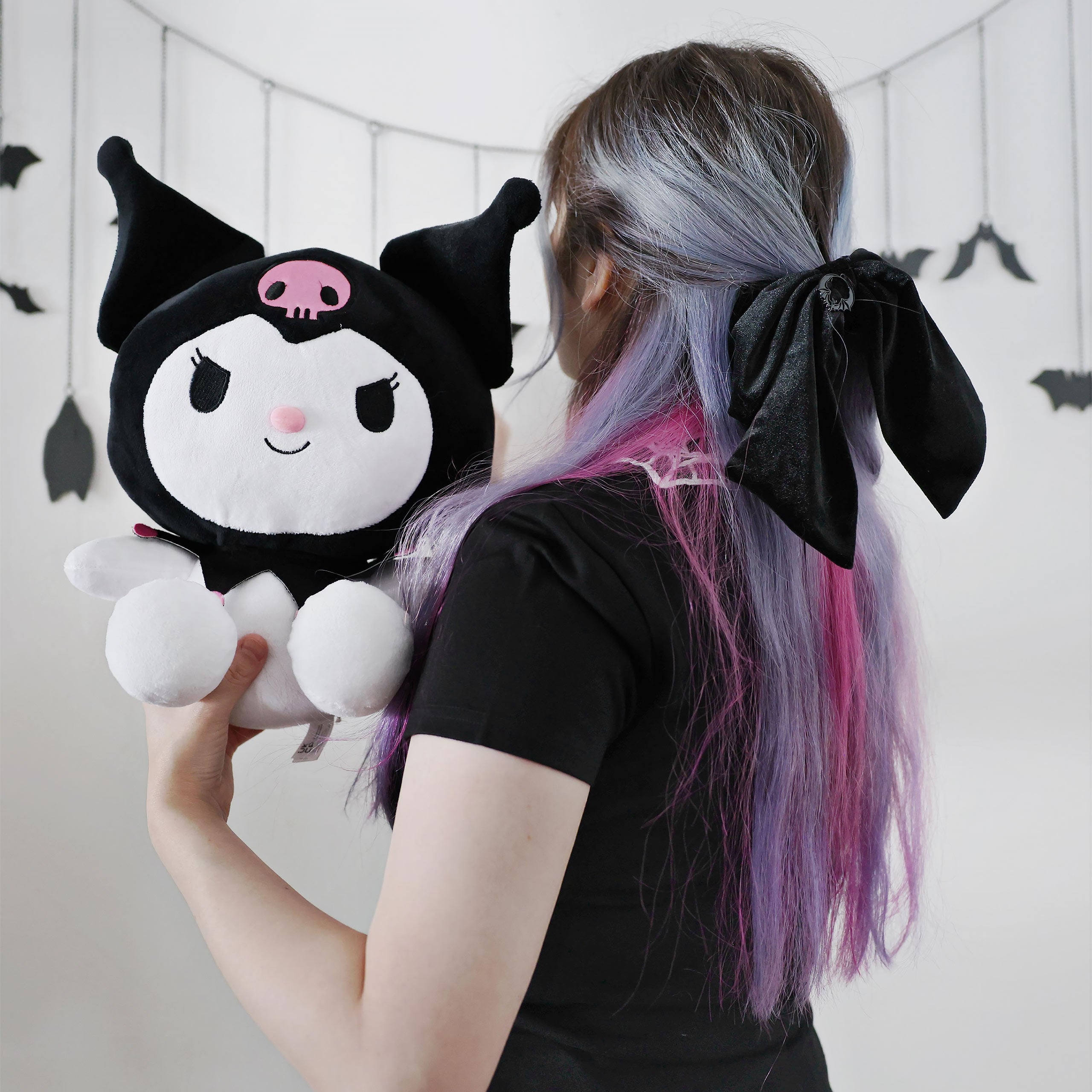 elbenwald-sanrio-kuromi-pl-schfigur-36-cm-hello-kitty image 2