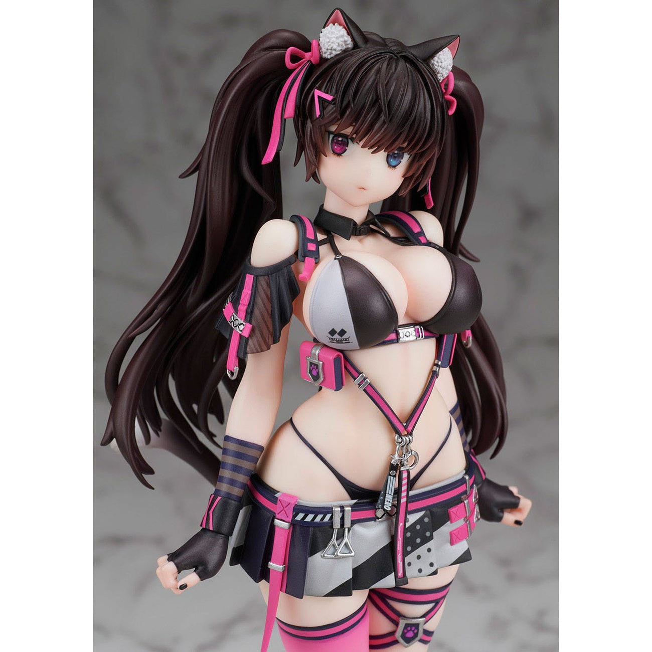 goddess-of-victory-nikke-nero-pvc-statue-23-cm-sammlerfigur image 3