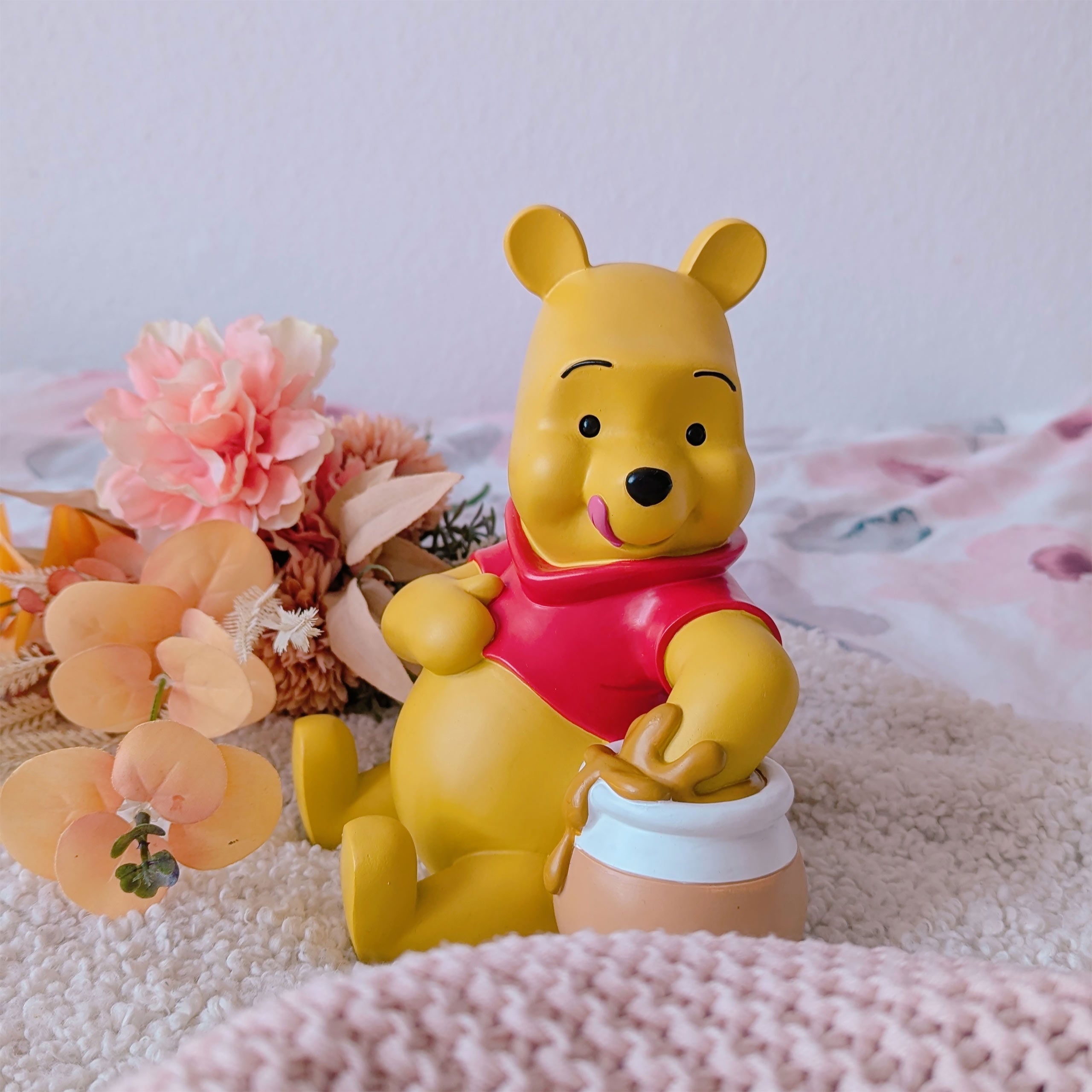 elbenwald-winnie-puuh-spardose-disney-b-r-figur-13x19x10-5-cm image 1