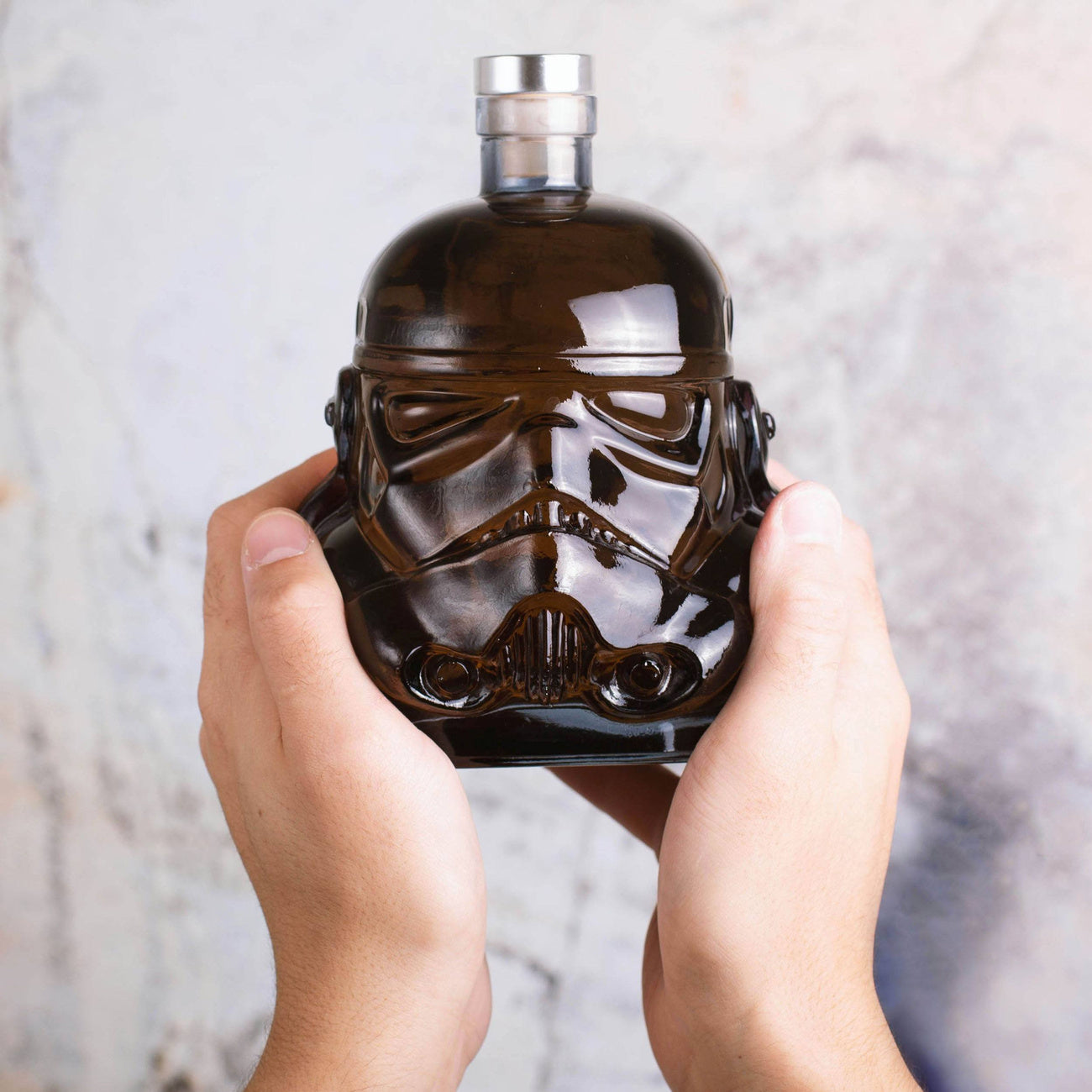 original-stormtrooper-karaffe-black-750-ml-glaskaraffe image 2