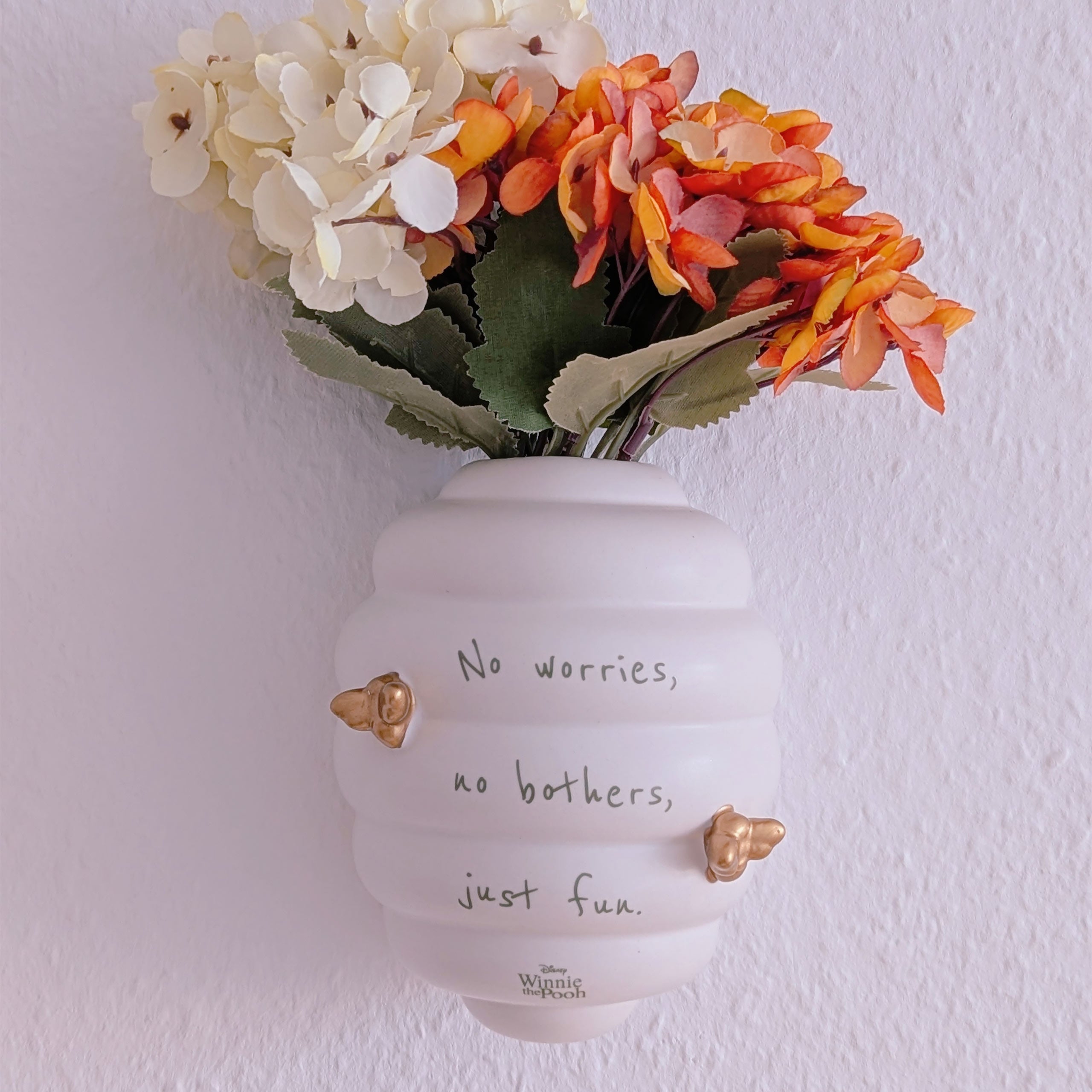 elbenwald-winnie-puuh-bienenstock-vase-11x9x15-cm-wandvase image 3