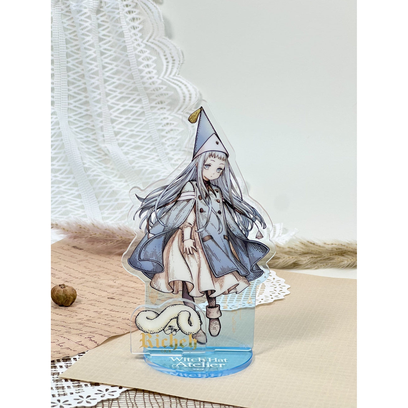 atelier-of-witch-hat-tetia-acryl-figur-aufsteller image 1
